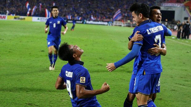 Selebrasi para pemain Thailand usai gol kedua. (CNNIndonesia.com/Adhi Wicaksono)
