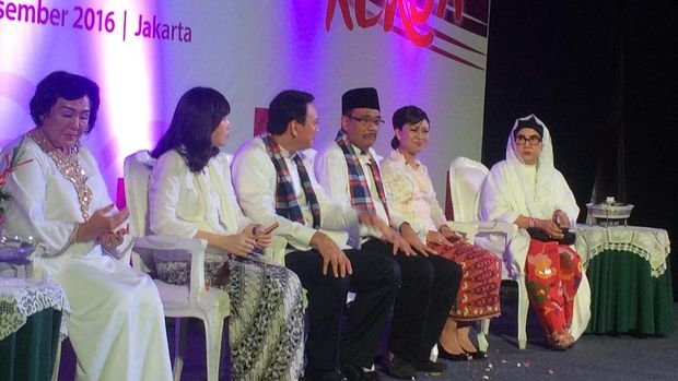 Saat Ahok Nyanyikan Lagu Iwan Fals dan Sungkem ke Sang Ibu