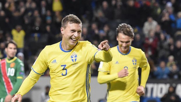 Swedia mampu ke fase play-off kualifikasi Piala Dunia 2018 setelah menyingkirkan Belanda. (