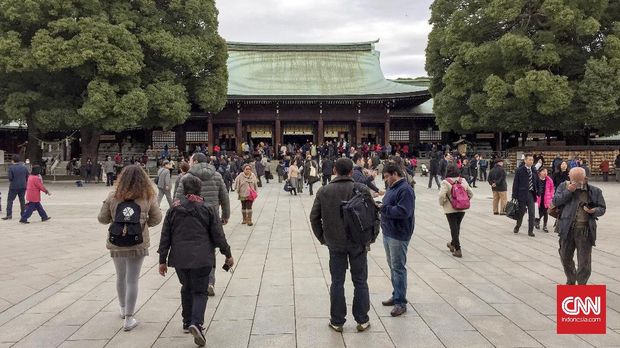 Perayaan Shici-Go-San di Kuil Meiji, Tokyo. (CNN Indonesia/Rosmiyati Dewi Kandi)
