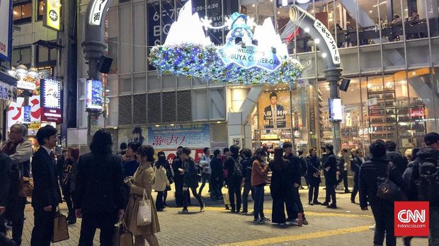 Suasana di kawasan Shibuya, Tokyo. (CNN Indonesia/Rosmiyati Dewi Kandi)