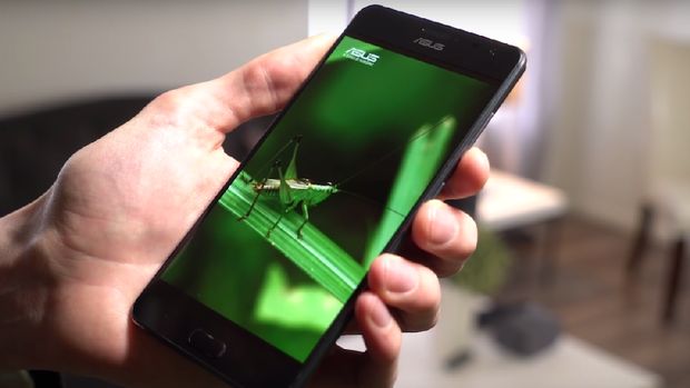 Asus Zenfone AR Bukan Hebat karena RAM 8GB Saja