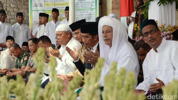 Kisah Kedekatan Presiden Jokowi dan Habib Luthfi