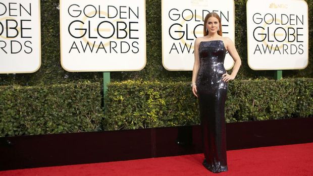 Amy Adams jadi nominasi berkat Arrival.