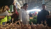 Blusukan ke Pasar di Pekalongan, Jokowi: Ini Harus Direhab