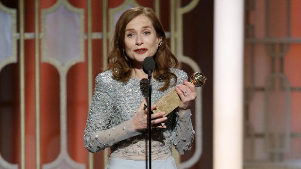 Isabelle Huppert menyabet penghargaan Aktris Film Drama Terbaik dalam Golden Globe Awards 2017.