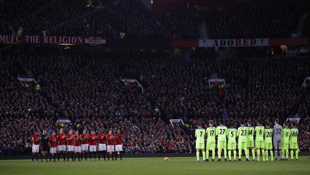 Suasana jelang pertandingan di Old Trafford.