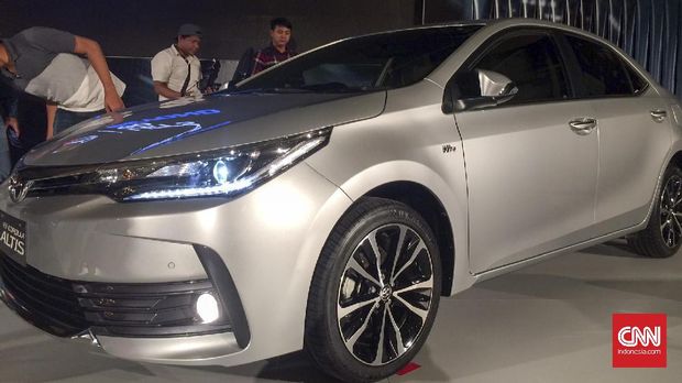 Gaya Baru Sedan di New Corolla Altis