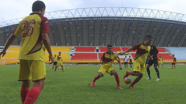 Sriwijaya FC berambisi menggaet pelatih berkualitas di klub mereka. (