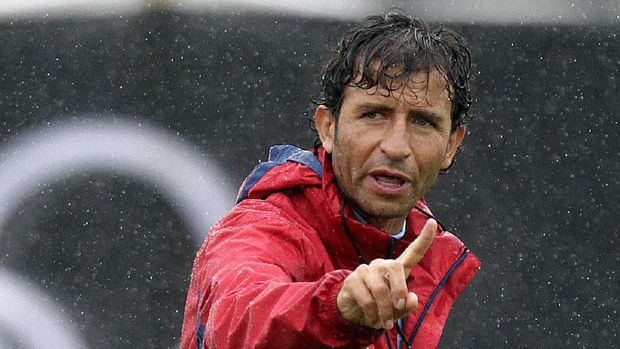 Luis Milla juga dipercaya menangani Timnas Indonesia U-22 untuk SEA Games 2017.