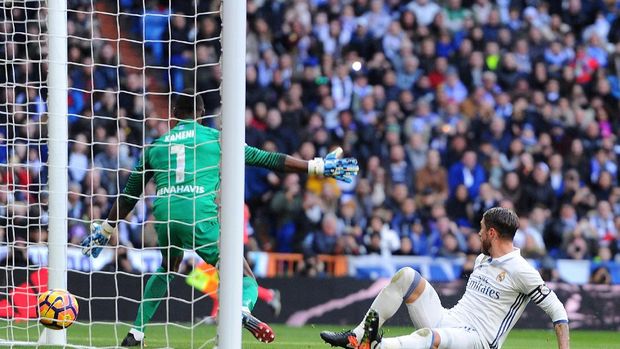 Dua Gol Ramos Menangkan Madrid Atas Malaga