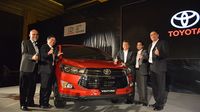 Berkendara Semakin Terasa Mewah dan Nyaman dengan Mobil Legendaris Keluaran Toyota