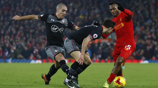 Southampton menyingkirkan Liverpool di babak semifinal.