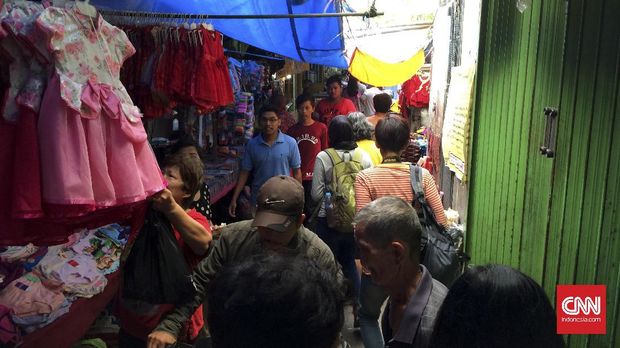 Jalan masuk ke Gang Kali Mati.