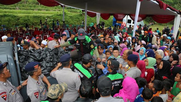 Baksos Akhiri Latihan Brimob Polda Jabar di Megamendung Bogor