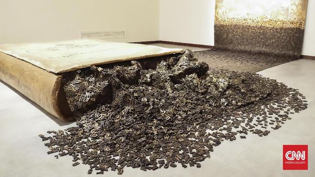 'The Journey of Panji' menjadi salah satu karya seniman Indonesia yang dipamerkan dalam Singapore Biennale 2016. (CNN Indonesia/Resty Armenia)