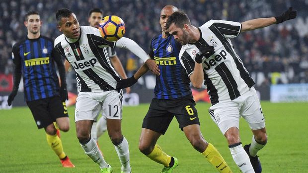 Juventus semakin kukuh di puncak klasemen berkat kemenangan atas Inter Milan.