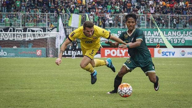 Para pemain asing di Piala Presiden yang memiliki visa kerja adalah pemain asing yang telah lama berkompetisi di Indonesia.