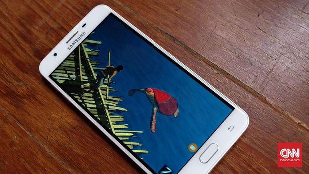Galaxy J7 Prime, Trik 'Tambal Sulam' Khas Samsung