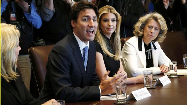 Ivanka duduk di sebelah PM Kanada Justin Trudeau