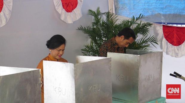 Lima Menit Nyoblos ala Jokowi