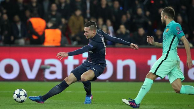 Julian Draxler tak lagi mendapat tempat utama di PSG seiring dengan kehadiran Neymar dan Kylian Mbappe.