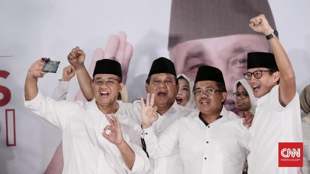 Pasangan calon gubernur dan wakil gubernur DKI Jakarta Anies Baswedan dan Sandiaga Uno di Kantor DPP Partai Gerindra, Jakarta, Rabu (15/2).