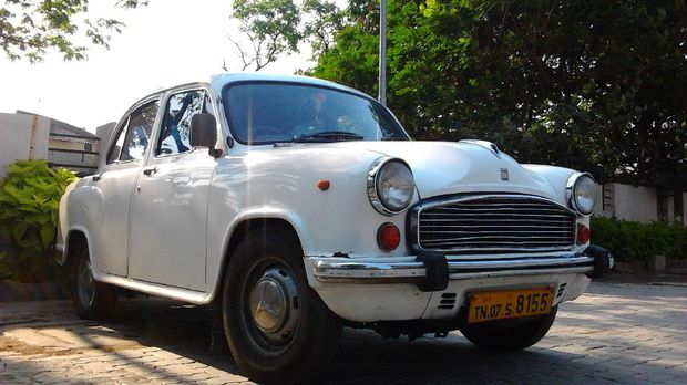 Ambassador, Langkah Awal Mobil Nasional dan Kehormatan India