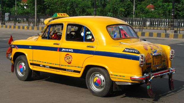 Ambassador, Langkah Awal Mobil Nasional dan Kehormatan India