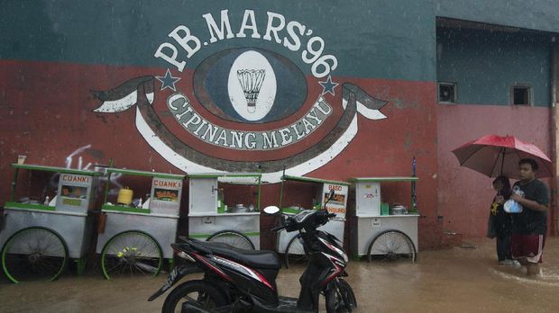 Banjir yang melanda Cipinang Melayu beberapa waktu lalu.