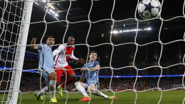 Gol yang dicetak John Stones setidaknya sukses membuat penggemar Manchester City tak terlalu menyoroti performa buruknya di lini belakang.