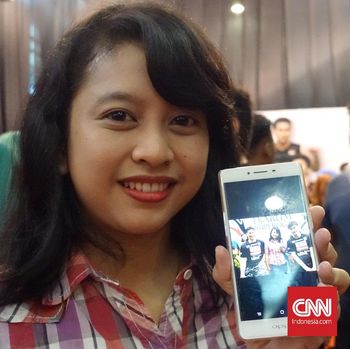Penggemar Bulutangkis Kegirangan Bertemu Ganda Korsel