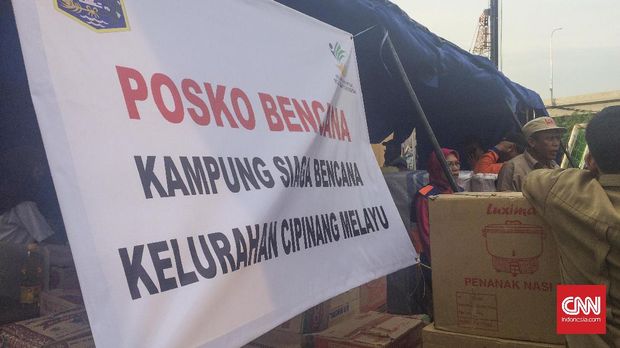 Salah satu posko di Cipinang Melayu
