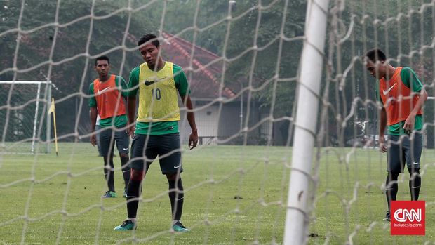 Meski sebenarnya sudah cukup yakin, Luis Milla masih ingin memastikan kemampuan Evan Dimas sebagai pemain bertipe playmaker di Timnas Indonesia U-22.