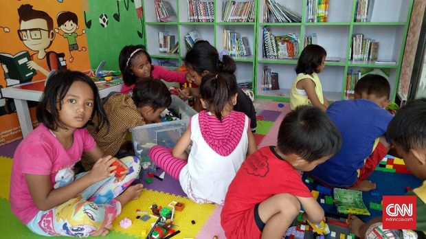 Menikmati Senyum Perubahan di Taman Kalijodo
