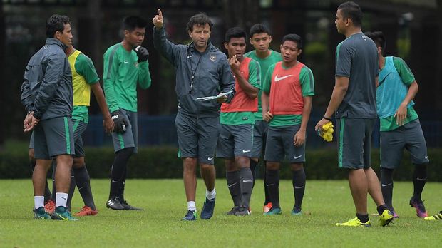 Luis Milla mengaku masih akan menjajal sejumlah pemain saat melawan Mongolia dan Thailand.