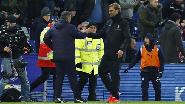 Manajer interim Leicester City Craig Shakespeare sukses meraih kemenangan di laga perdana lawan Liverpool.