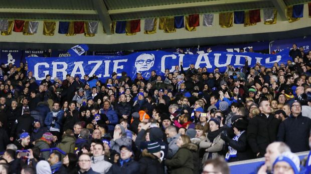 Suporter Leicester City takkan melupakan jasa Claudio Ranieri.