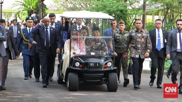 Pohon Ulin Jadi Simbol Hubungan Indonesia dan Arab Saudi