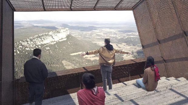 Menantang Adrenalin di Tepian Gunung Pic Saint-Loup