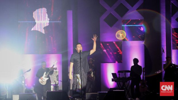Keroncong Sundari Sukoco Warnai Panggung Tulus di Java Jazz