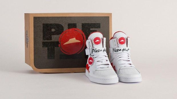 Sepatu Pintar Ini Bisa Untuk Pesan Pizza