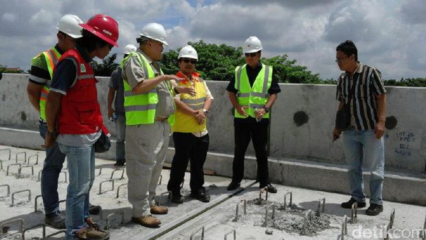 Gubernur Sumsel cek pembangunan fisik LRT Palembang