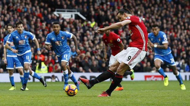 Zlatan Ibrahimovic gagal mengeksekusi penalti di babak kedua.