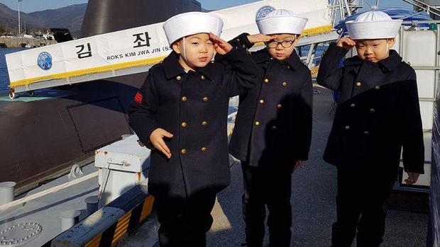 Song Triplets, kembar tiga menggemaskan asal Korea Selatan.
