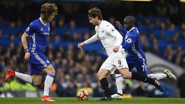 Fernando Llorente nyaris berlabuh di Chelsea pada paruh musim.