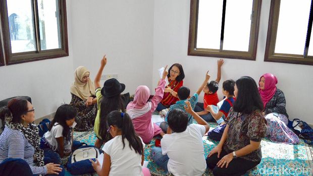 Merawat Indonesia, Diaspora di Oman Buka Kelas Bahasa