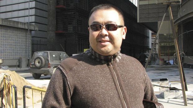 Kim Jong-nam, kakak tiri pemimpin Korut, Kim Jong-un.