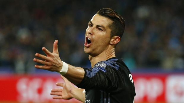 Cristiano Ronaldo mendapat Rp1,2 triliun sepanjang musim ini.
