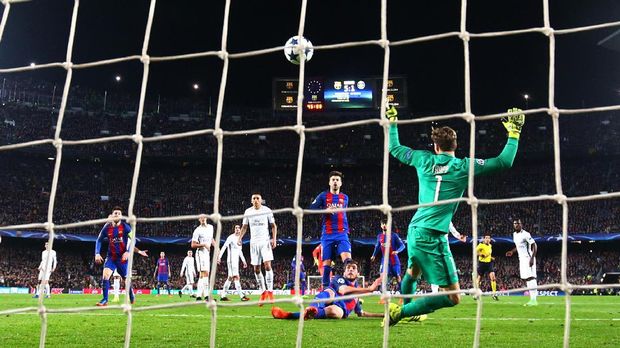 Sergi Roberto mencetak gol penentu sukses Barcelona pada menit ke-95.